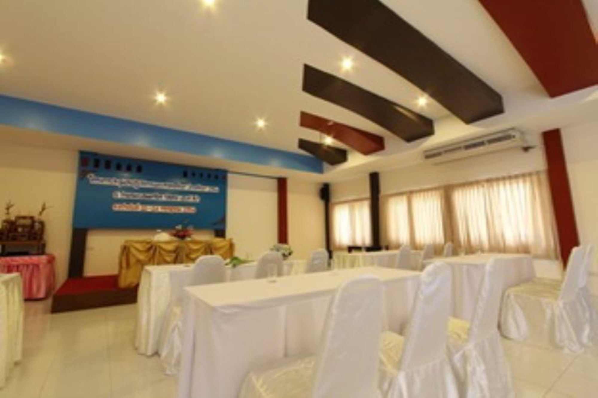 B Square Hotel @ Khanom Exterior foto